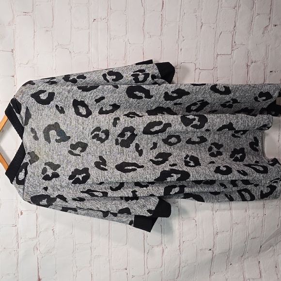 WHITE BIRCH Grey Leopard Print Cardigan Open Front Womens Size XL NWT - Picture 6 of 12